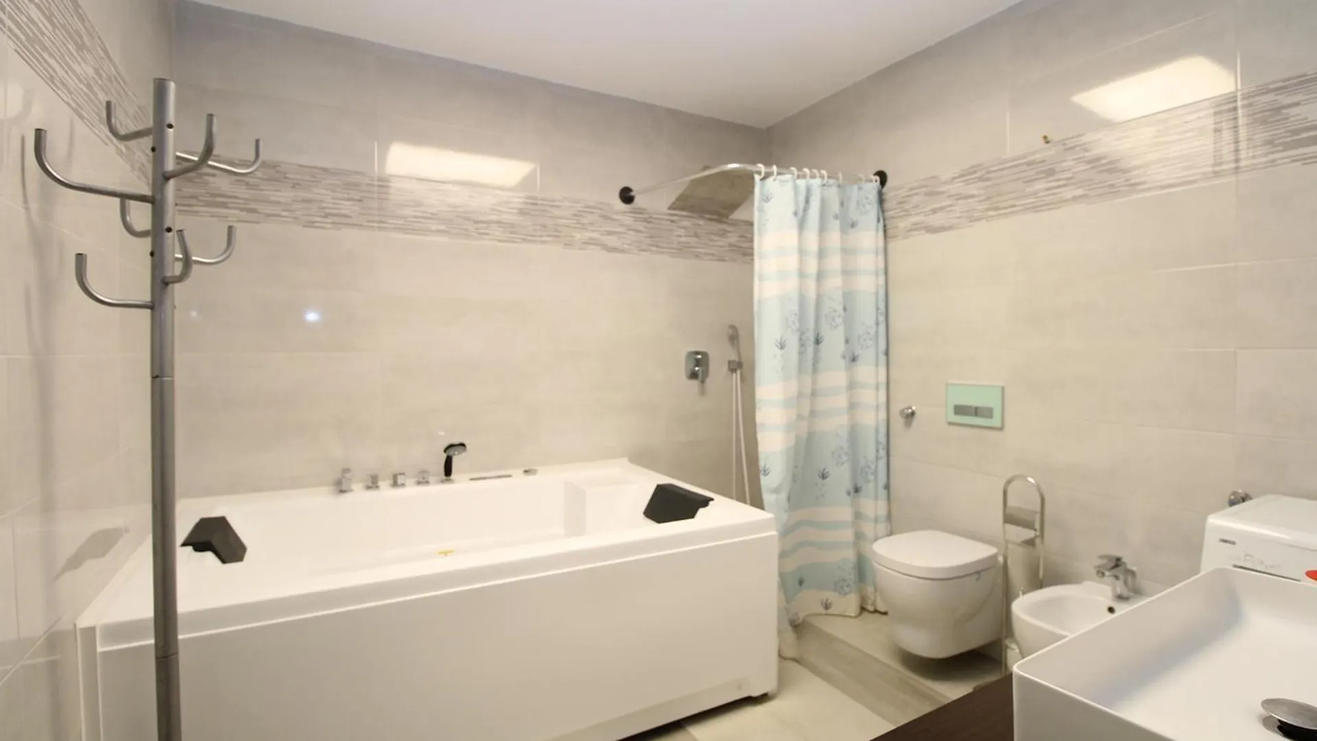 Apartments Antica 普拉