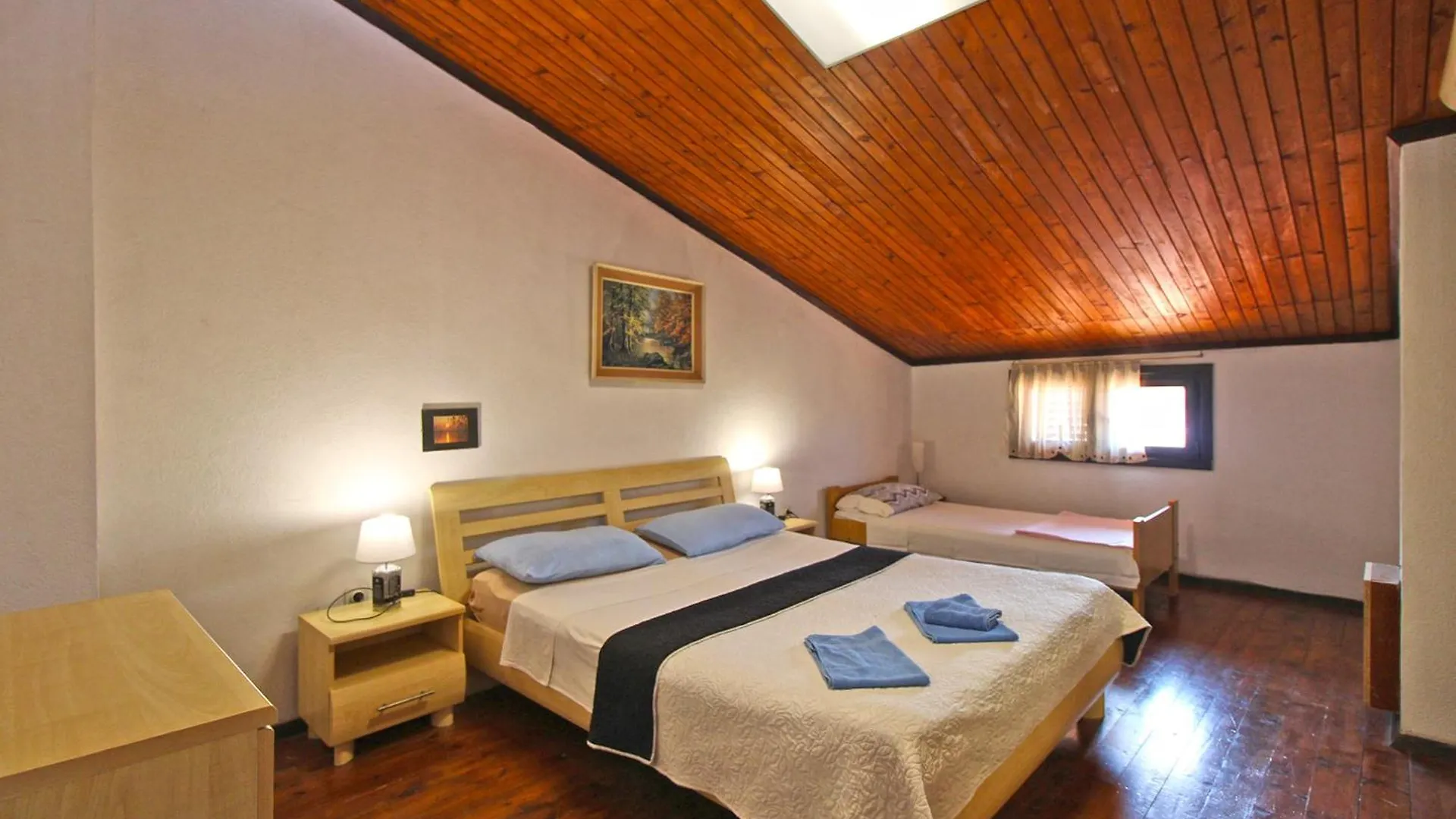 Apartments Antica 普拉