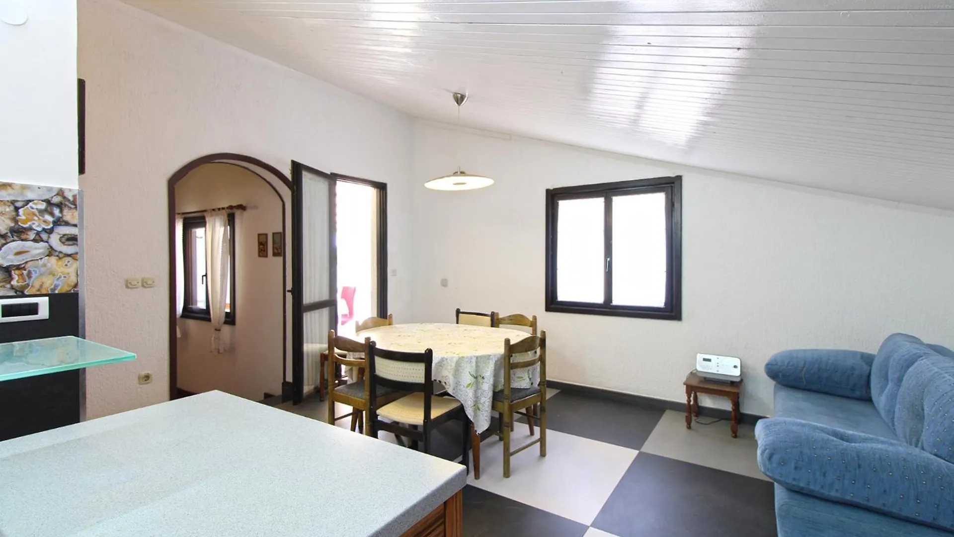 Apartments Antica 普拉